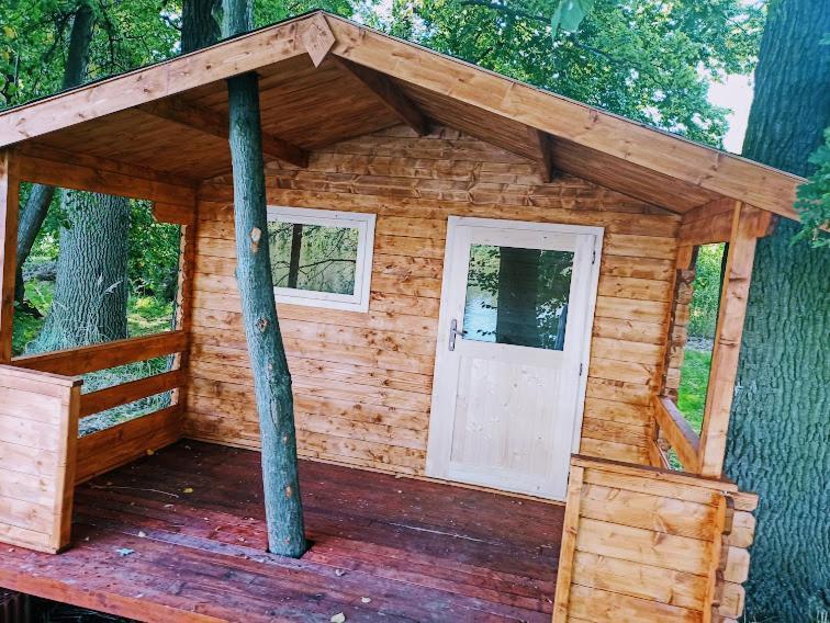 Seberak - V Chatickach A V Luxusnich Stanech Luxuszelt *