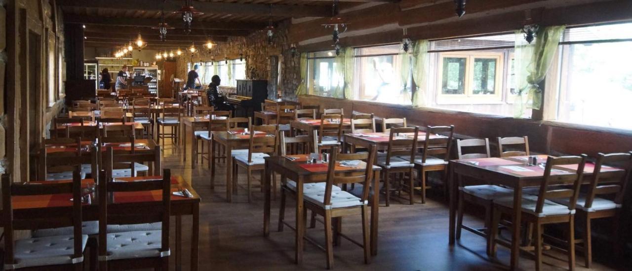 Seberak - V Chatickach A V Luxusnich Stanech Luxusný stan